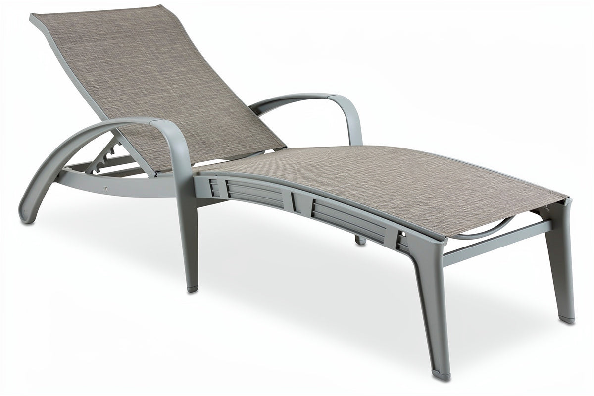 Luxe ligstoel met verstelbare rugleuning en aluminium frame