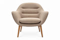 Moderne design fauteuil met houten poten